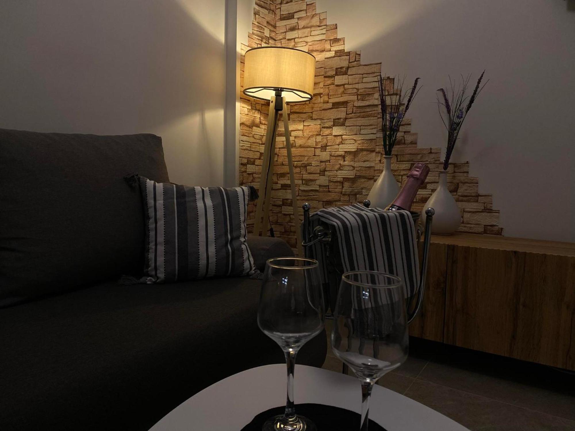 Skg Vibes Apartment Thessaloníki Luaran gambar